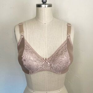 Hanes Her Way Satin Lace Full Coverage 36D unlined Bra Soft Champagne Romantic